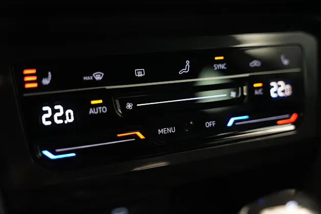 VW Tiguan 2.0TSI R 4Motion DSG *CH-Fahrzeug* *AHK*