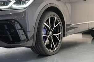 VW Tiguan 2.0TSI R 4Motion DSG *CH-Fahrzeug* *AHK*