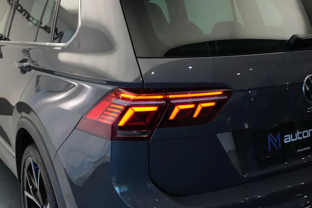 VW Tiguan 2.0TSI R 4Motion DSG *CH-Fahrzeug* *AHK*