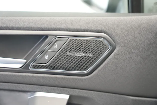 VW Tiguan 2.0TSI R 4Motion DSG *CH-Fahrzeug* *AHK*