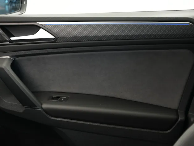VW Tiguan 2.0TSI R 4Motion DSG *CH-Fahrzeug* *AHK*
