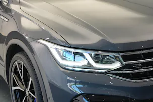 VW Tiguan 2.0TSI R 4Motion DSG *CH-Fahrzeug* *AHK*