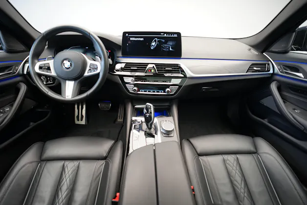 BMW 540d xDrive 48V Touring M Sport Steptronic *CH-Fahrzeug*