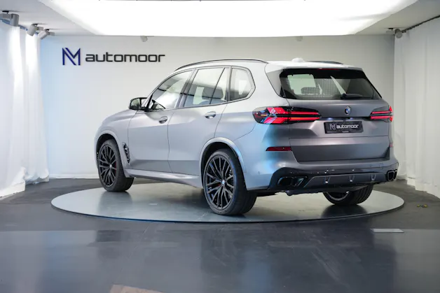 BMW X5 xDrive 48V M60i M Sport Pro Steptronic *Frozen Grey Matt*