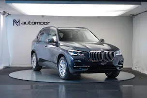 BMW X5 xDrive 30d Steptronic *CH-Fahrzeug* *AHK* *HuD*