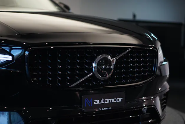 VOLVO S90 T8 eAWD Plug in Hybrid Plus Dark Geartronic