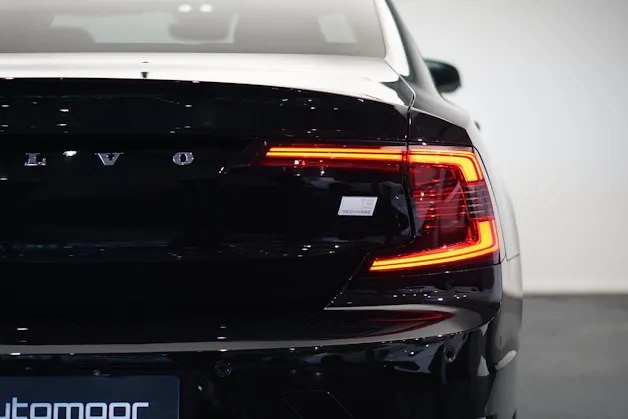 VOLVO S90 T8 eAWD Plug in Hybrid Plus Dark Geartronic