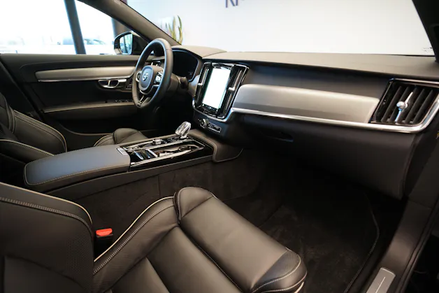 VOLVO S90 T8 eAWD Plug in Hybrid Plus Dark Geartronic