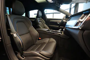 VOLVO S90 T8 eAWD Plug in Hybrid Plus Dark Geartronic