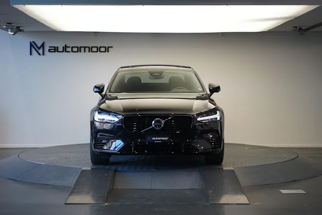 VOLVO S90 T8 eAWD Plug in Hybrid Plus Dark Geartronic