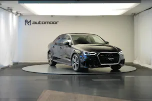 AUDI RS3 Limousine 2.5 TSI quattro S-tronic *Sportsitze* *Assistenzpaket* *B&O*