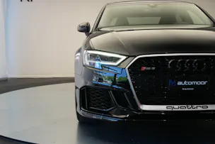 AUDI RS3 Limousine 2.5 TSI quattro S-tronic *Sportsitze* *Assistenzpaket* *B&O*