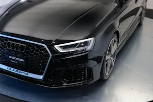 AUDI RS3 Limousine 2.5 TSI quattro S-tronic *Sportsitze* *Assistenzpaket*