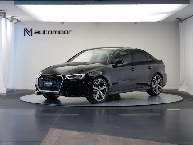 AUDI RS3 Limousine 2.5 TSI quattro S-tronic *Sportsitze* *Assistenzpaket*