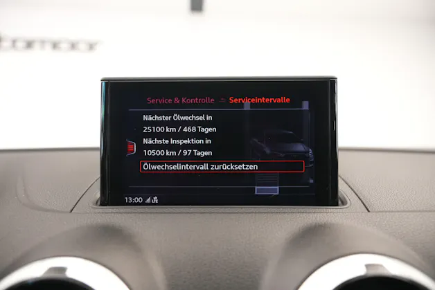 AUDI RS3 Limousine 2.5 TSI quattro S-tronic *Sportsitze* *Assistenzpaket* *B&O*