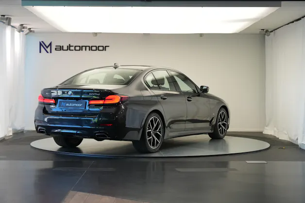 BMW 530d xDrive 48V M Sport Steptronic *AHK*