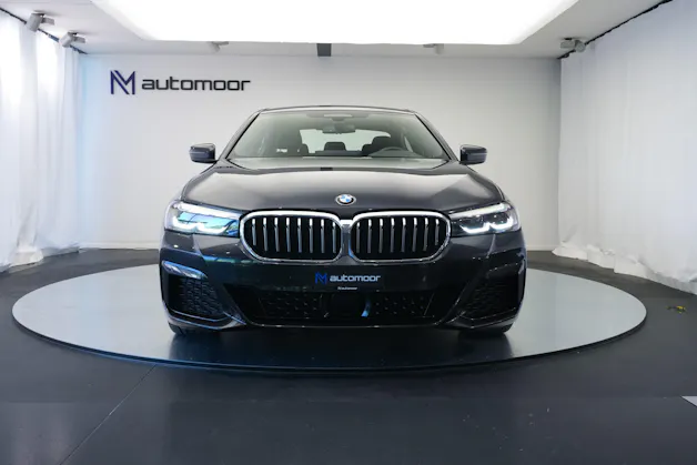 BMW 530d xDrive 48V M Sport Steptronic *AHK*