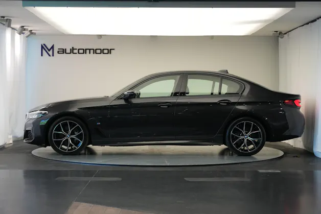 BMW 530d xDrive 48V M Sport Steptronic *AHK*