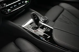 BMW 530d xDrive 48V M Sport Steptronic *AHK*