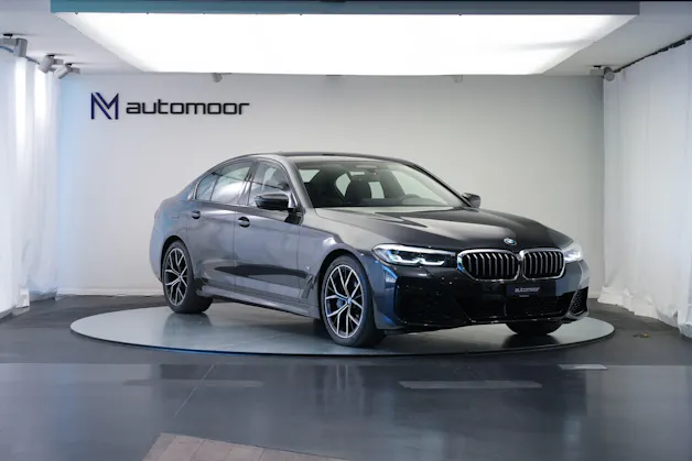 BMW 530d xDrive 48V M Sport Steptronic *AHK*