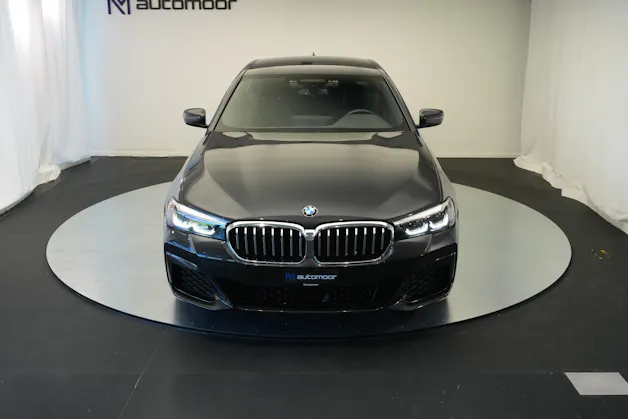BMW 530d xDrive 48V M Sport Steptronic *AHK*