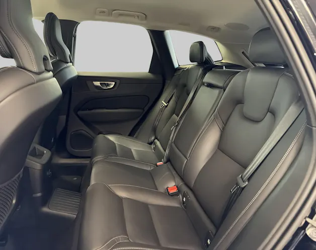 VOLVO XC60 2.0 T6 TE Plus Dark eAWD