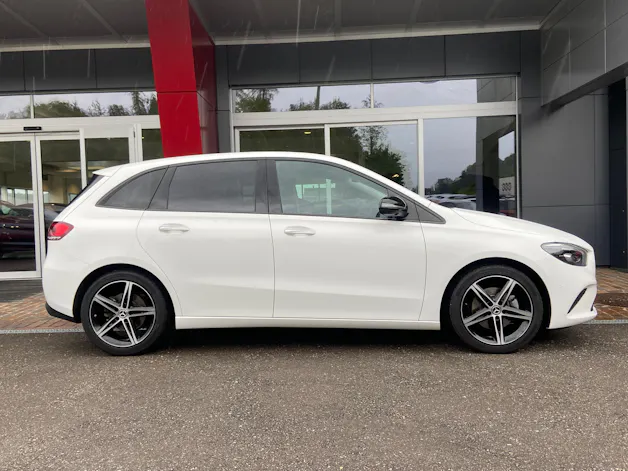 MERCEDES-BENZ B 200 Night Star 7G-DCT