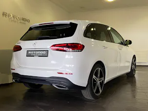 MERCEDES-BENZ B 200 Night Star 7G-DCT