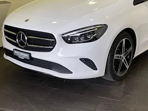 MERCEDES-BENZ B 200 Night Star 7G-DCT