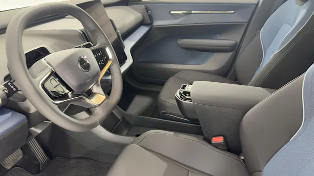 VOLVO EX 30 E60 Twin Plus Performance