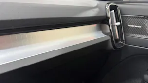 VOLVO XC40 2.0 B4 MH Black Edition