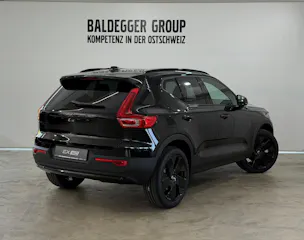 VOLVO XC40 2.0 B4 MH Black Edition