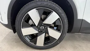 VOLVO EX40 Twin Ultra AWD