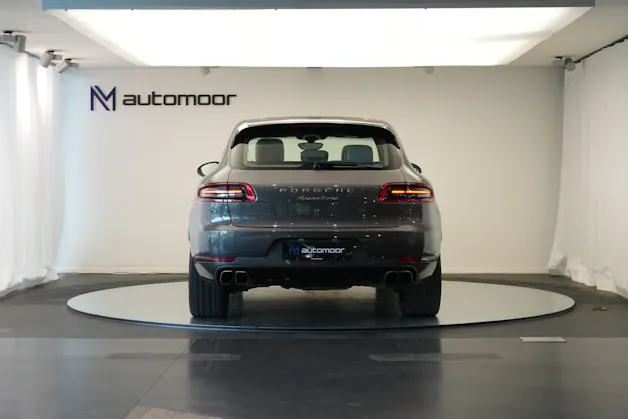 PORSCHE Macan Turbo PDK *CH-Fahrzeug* *Chrono*