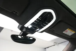 PORSCHE Macan Turbo PDK *CH-Fahrzeug* *Chrono*