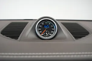 PORSCHE Macan Turbo PDK *CH-Fahrzeug* *Chrono*