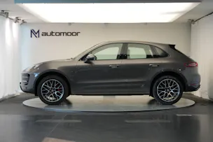 PORSCHE Macan Turbo PDK *CH-Fahrzeug* *Chrono*
