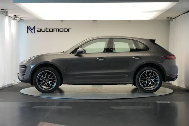 PORSCHE Macan Turbo PDK *CH-Fahrzeug* *Chrono*