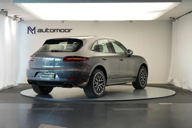 PORSCHE Macan Turbo PDK *CH-Fahrzeug* *Chrono*