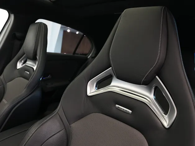 MERCEDES-BENZ A 45 S AMG 4Matic+ Speedshift *CH-Fahrzeug* *Performance Sitze* *Burmester*