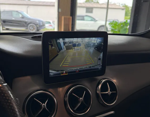 MERCEDES-BENZ GLA 220 Urban 4Matic 7G-DCT
