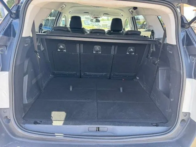 PEUGEOT 5008 1.2 Pure Tech Allure