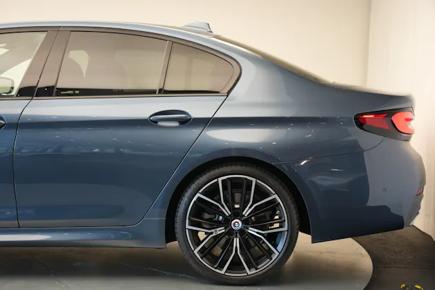 BMW 530i xDrive 48V M Sport Steptronic *Anhängerkupplung*