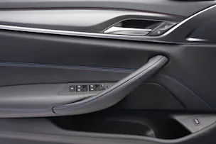 BMW 530i xDrive 48V M Sport Steptronic *Anhängerkupplung*