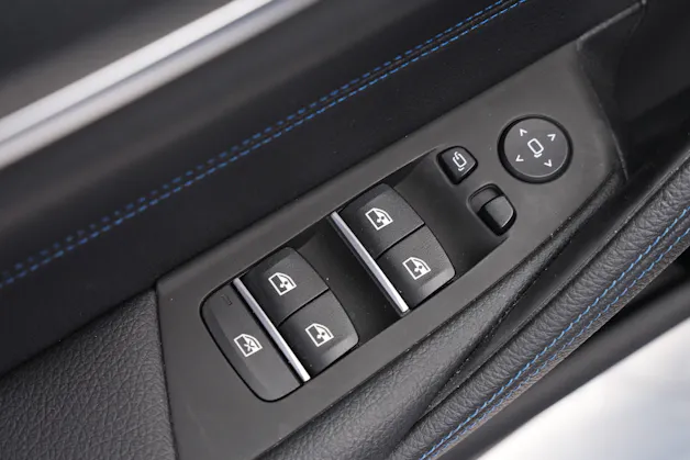 BMW 530i xDrive 48V M Sport Steptronic *Anhängerkupplung*