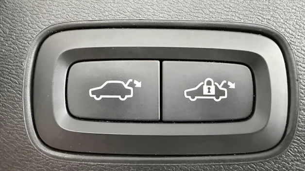 VOLVO XC60 2.0 T8 TE Inscription eAW