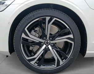 VOLVO V60 2.0 T6 TE Ultra Dark eAWD