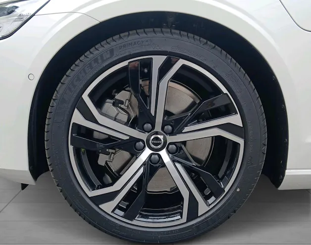 VOLVO V60 2.0 T6 TE Ultra Dark eAWD
