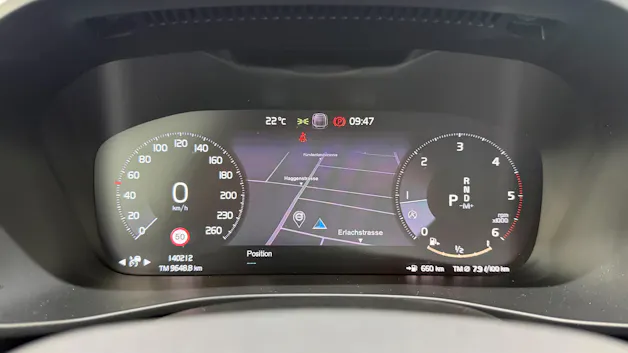 VOLVO XC40 2.0 D4 Momentum AWD