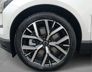 VOLVO EX 30 E60 Twin Ultra Performanc